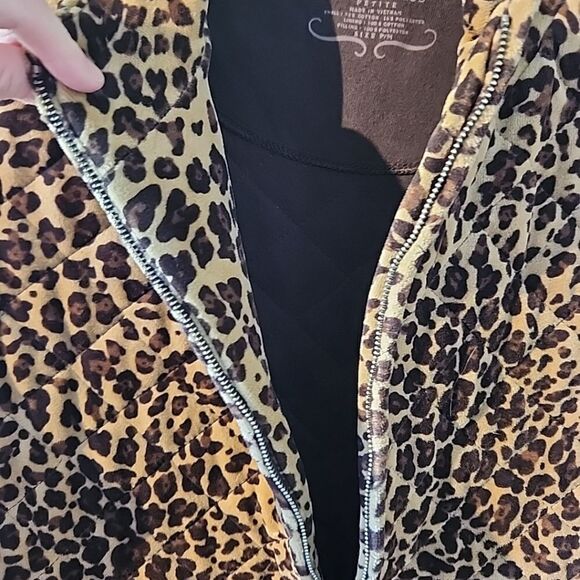 Charter Club Leopard Print Fleece Vest Brown And Beige Zip-Up Petite Size M - Picture 3 of 6